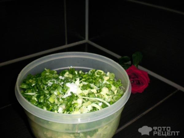 Салат хрустящий с капустой