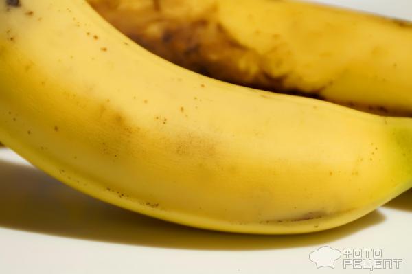Банан в шоколадной глазури фото