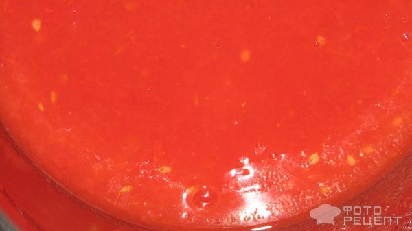 Консервированный болгарский перец в томатном соке фото