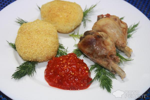 рисовые котлеты и маринованное куриное мясо