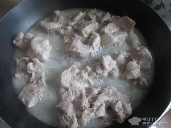 Свинина с густой подливкой: | Рецепт | Приём пищи, Гуляш, Еда