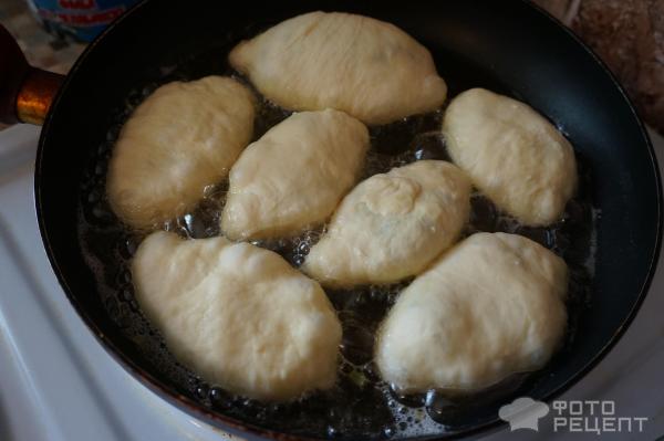 Жареные пирожки фото