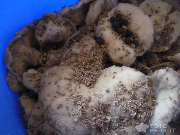 грибы с перцем и укропом