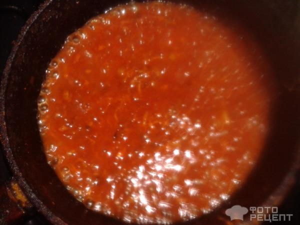 Фаршированный перец в томатном соусе фото