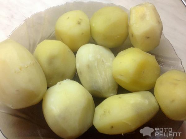 Запеченные картофельные дольки фото
