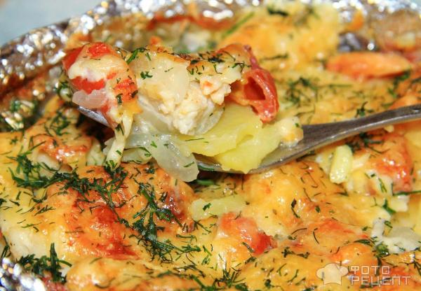 Видео к рецепту «Тилапия с картошкой в духовке под соусом. Видео-рецепт»