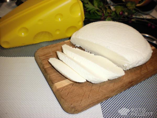 Домашний адыгейский сыр