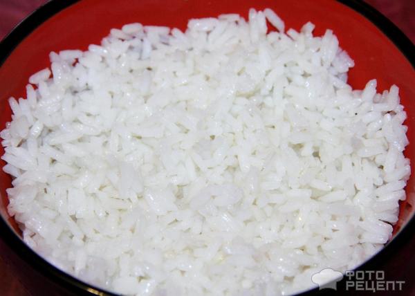 Запеканка с рисом, курицей и овощами фото