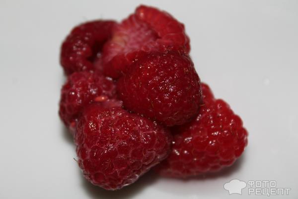 Компот Витаминка из свежо-мороженых ягод фото
