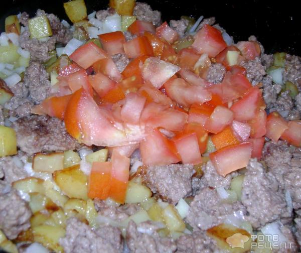 Тушеное мясо с картошкой и фасолью