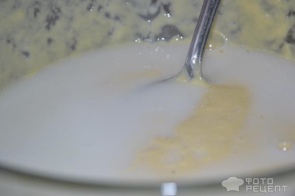 Румяные тонкие блинчики на молоке фото