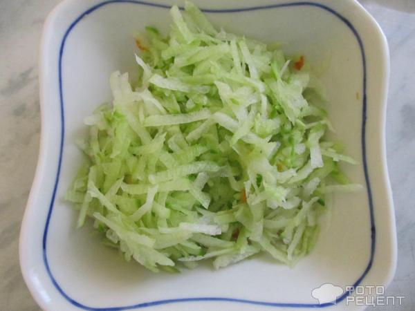 Салат с зеленой редькой