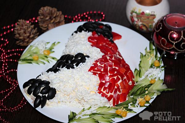 Новогодний мясной салат «Снегирь»