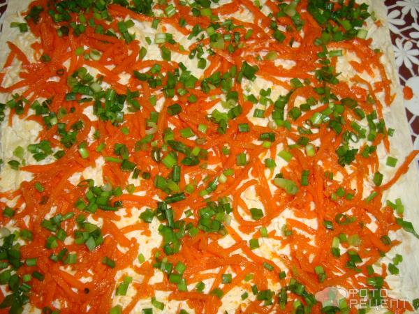 Закуска Рулетики с лавашом и корейской морковкой фото