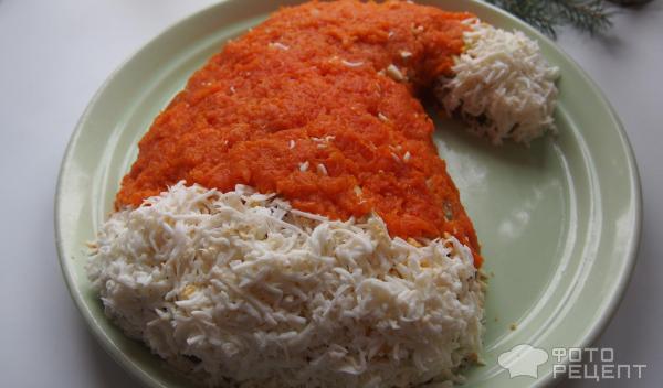 Шапка деда мороза или колпак Санта Клауса фото