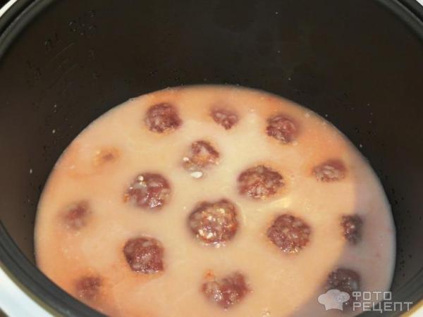 Тефтели в томатно-сметанном соусе фото