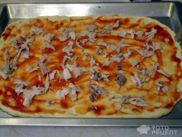 пицца с курицей и креветками