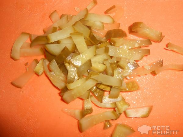 Салат из капусты с горошком, луком и зеленью фото