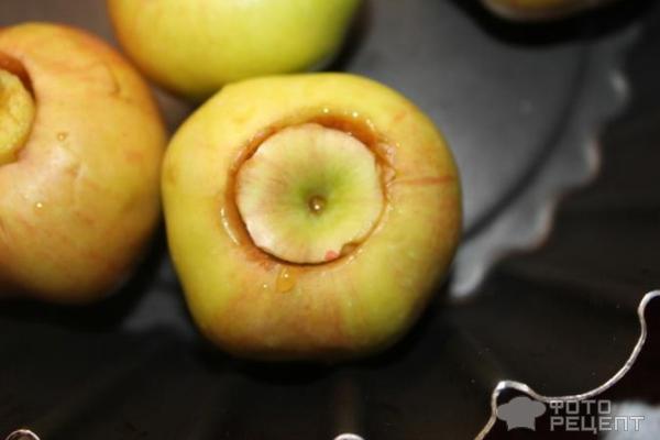 Запеченные яблоки фото
