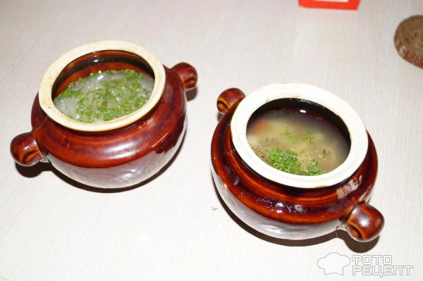 Перуанский суп из киноа с красным рисом и чечевицей фото