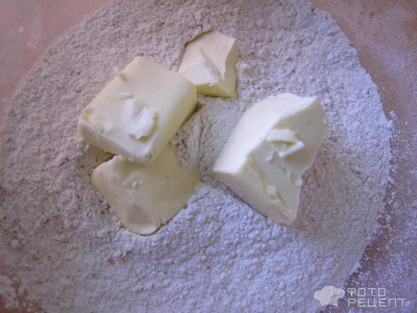 Быстрые пирожки с клубникой фото