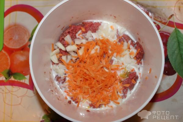 Тефтели в томатно-сметанном соусе в мультиварке - 14 пошаговых фото в рецепте