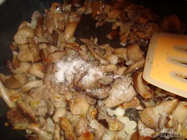 Картошка с жареными грибами фото