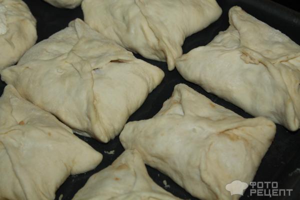 Дрожжевые пирожки с яблоками фото