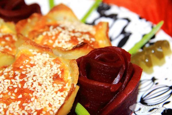 Праздничная закуска Картофельные цветы фото