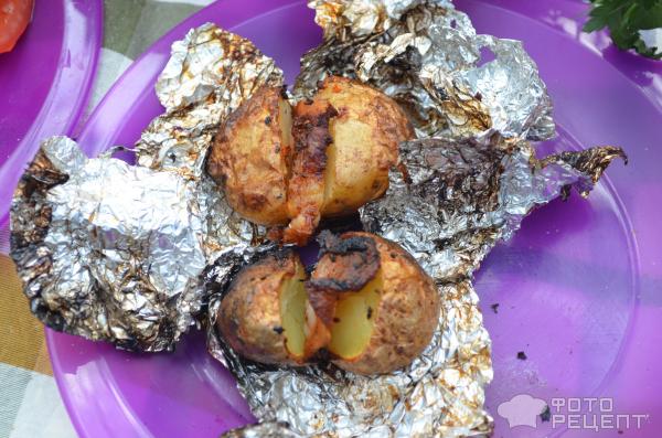 Картошка с салом в фольге на углях рецепт с фото