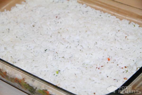 Рисовая запеканка с рыбой и овощами фото