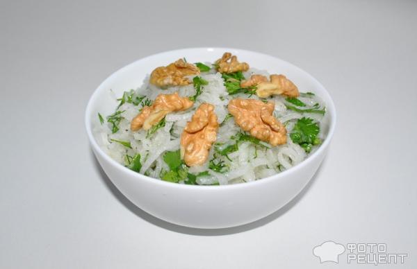 Салат из китайской лобы с кинзой фото