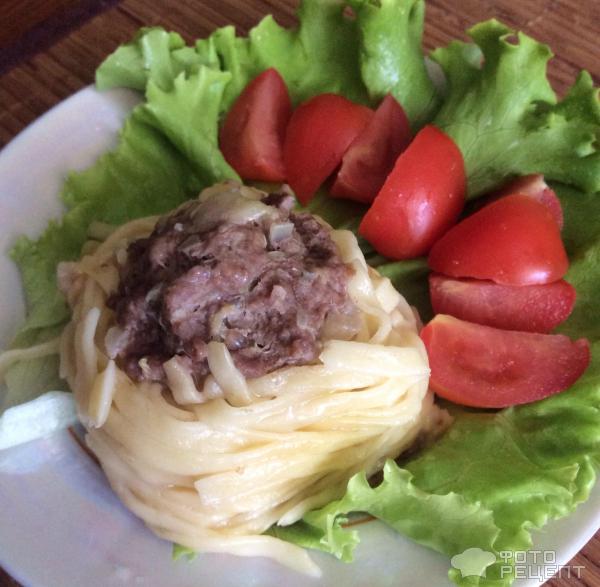 Гнездо с фаршем и овощами