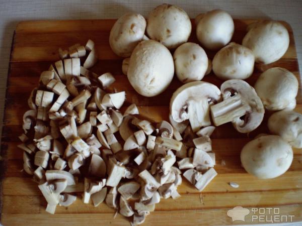 Салат с курицей и грибами, грибы шампиньоны