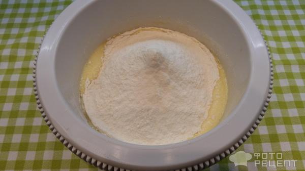 Абрикосовый пирог с йогуртом фото