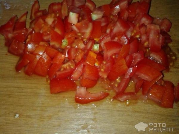 Макароны под томатно-овощным соусом фото