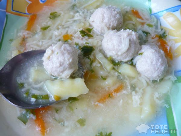 Суп с фрикадельками и яйцом по-сибирски фото