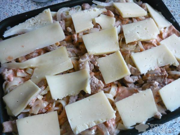 Макароны со свининой и сыром фото