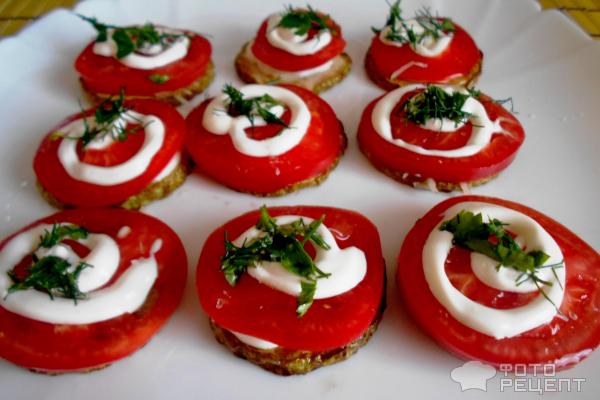 Закуска из кабачков с помидорами фото