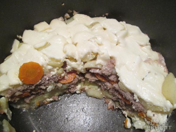 Картофельная запеканка с мясным фаршем в мультиварке фото