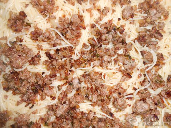 Пицца на спагетти фото