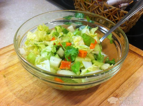 Крабовый салат с кукурузой: сколько калорий в любимом блюде