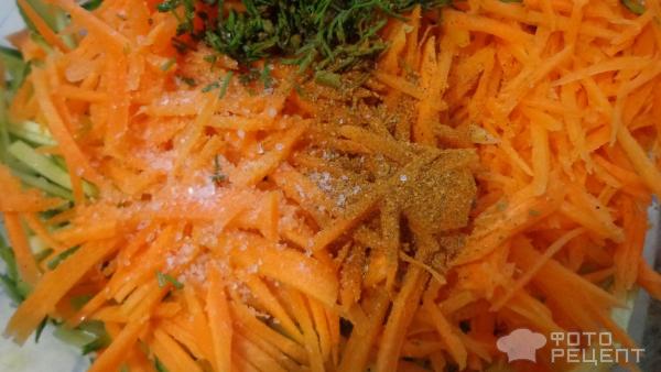 Огурцы с морковью по-корейски фото