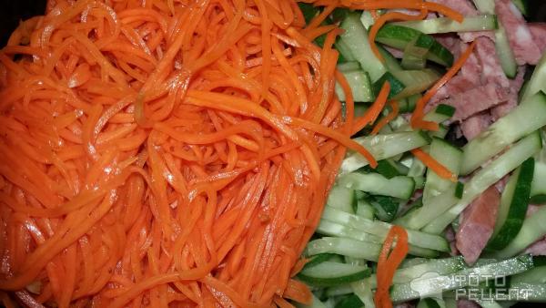 Салат с корейской морковью фото