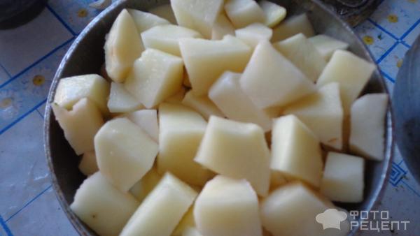 Картофель с брокколи в горшочках фото