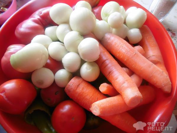 Вкусный и сытный салат на зиму, который полноценно может заменить ужин: простой рецепт (видео)