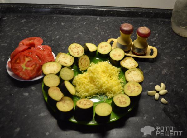 Баклажаны запеченные с сыром и помидорами фото
