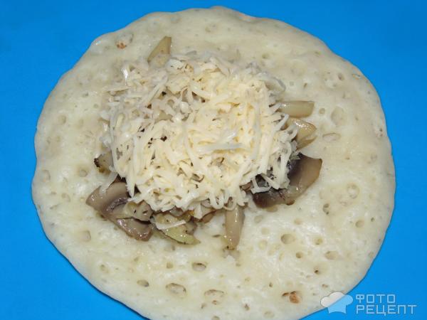 Блинчики с грибами и сыром фото