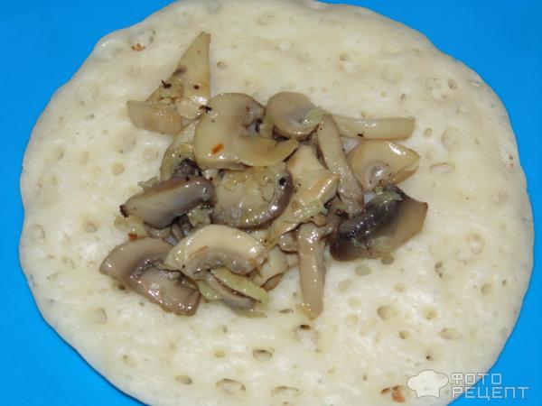 Блинчики с грибами и сыром фото