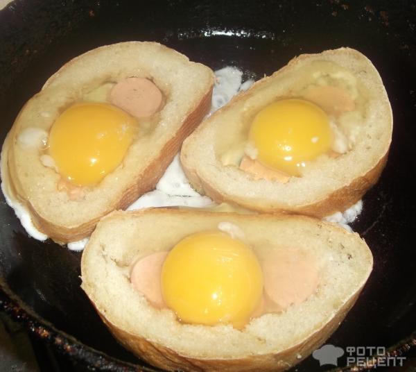 Яйцо в хлебе фото